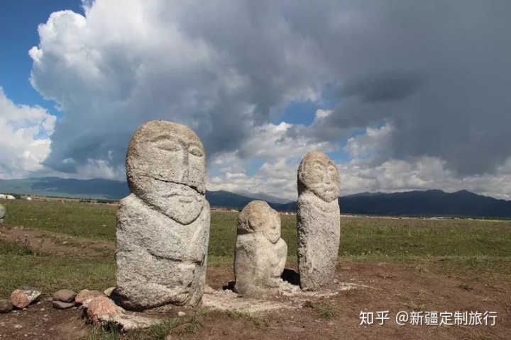 八骏全图高清图片_浮雕八骏图图片_八骏全图图片