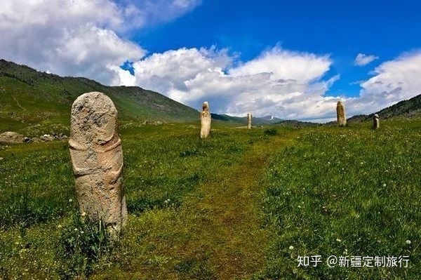 浮雕八骏图图片_八骏全图图片_八骏全图高清图片