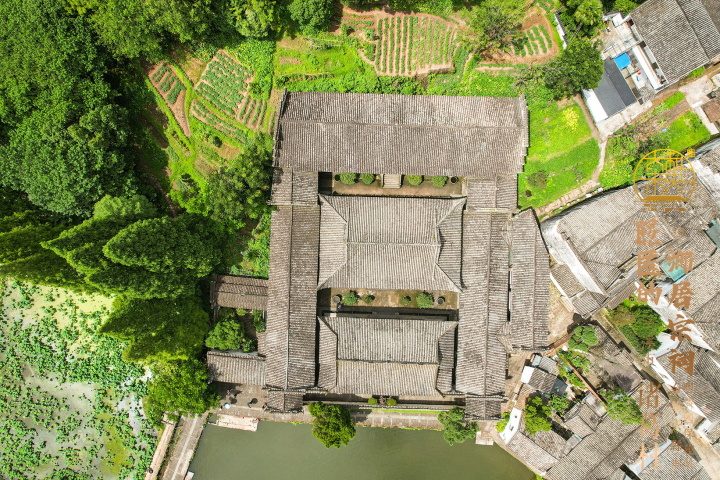 古代府邸布局_古代官员等级与现代官员等级对照_古代官员府邸的牌匾