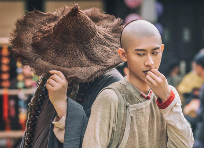 太和殿的匾额_太和殿匾额是谁写的_鳌拜匾额