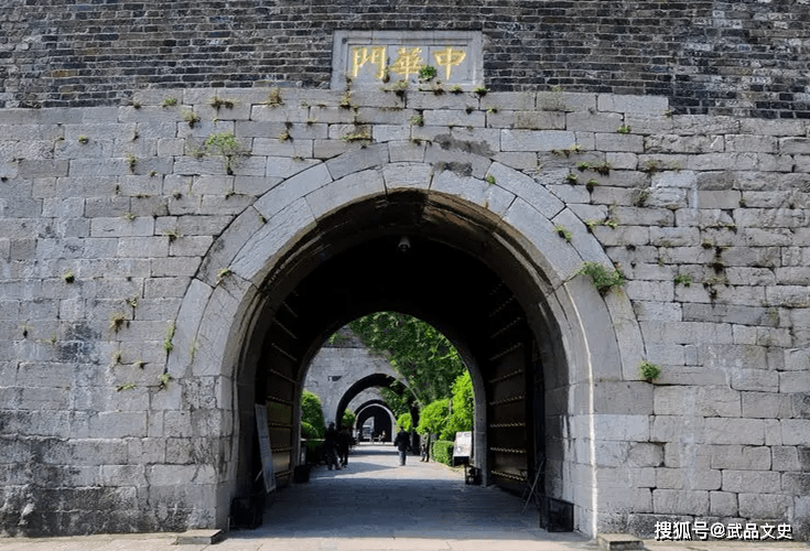 牌匾背面加固图片_匾额顺序_匾额背面